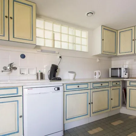 Beautiful With Private Garden Holiday home *